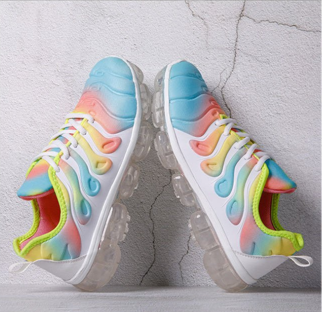Lace-up colorful multicolor low-top sneakers